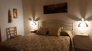 Deluxe Double Room (Shower) - Villetta Orchidea (Giuggianello)