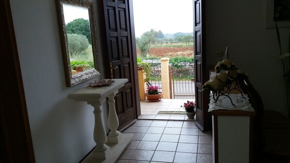 Entrada interior