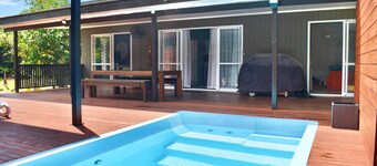 Tai and Tetes - Style and Comfort with pool