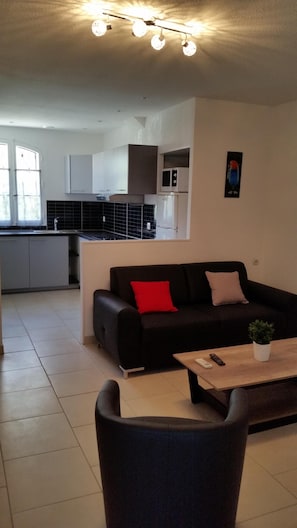 Fernseher, DVD-Player