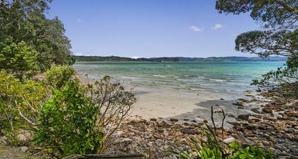 Waters Edge Cottage - Hahei Bach