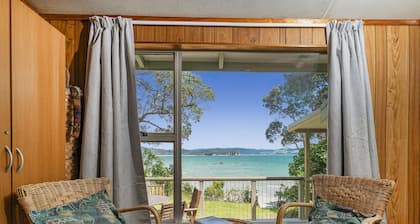 Waters Edge Cottage - Hahei Bach