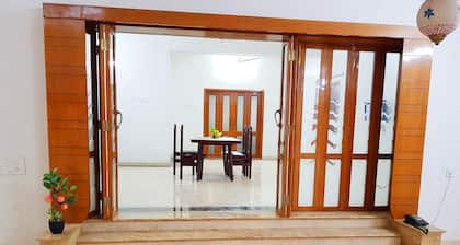 Calm & Well Attractive Homes Stay Madurai