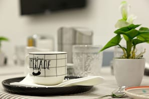 Café da manhã self-service grátis todos os dias