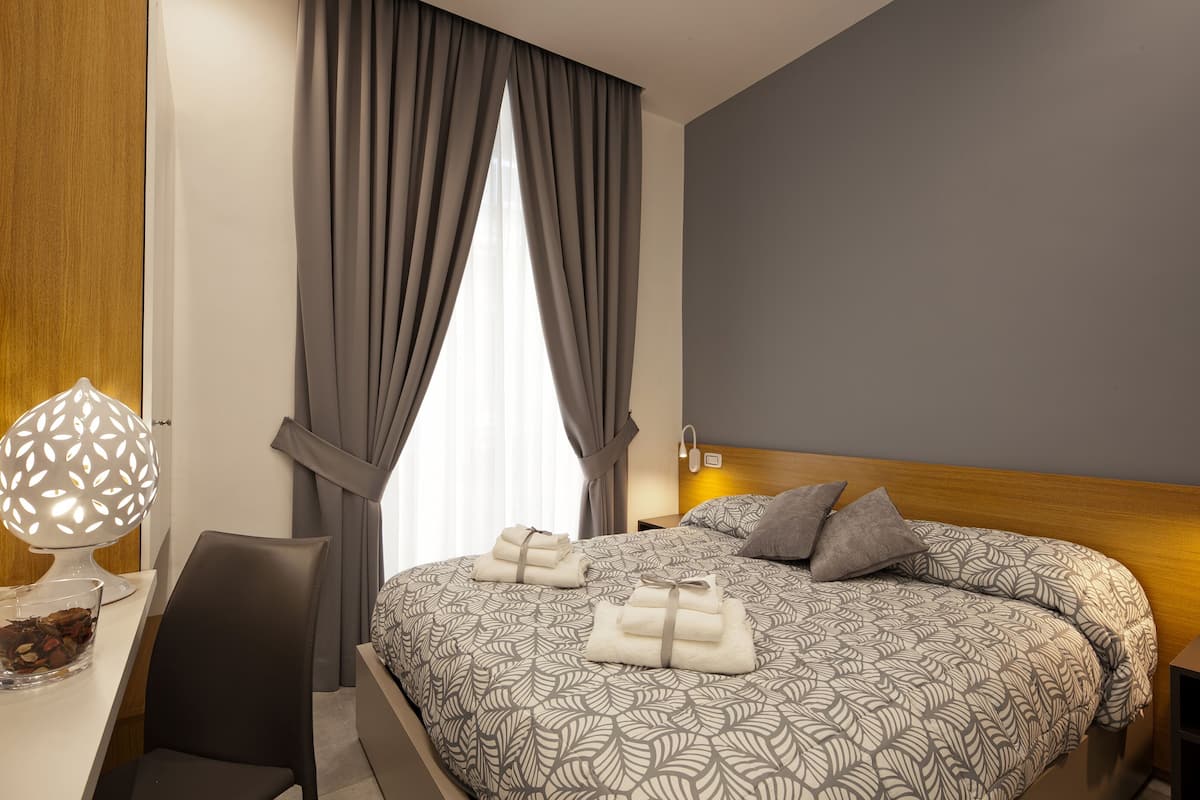 Luxe beddengoed, donzen dekbedden, bedden met traagschuimmatras
