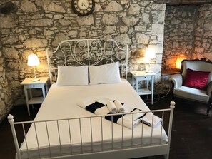 Deluxe Room | Desk, blackout curtains, rollaway beds, free WiFi - Nazenin Boutique Hotel (Cesme)