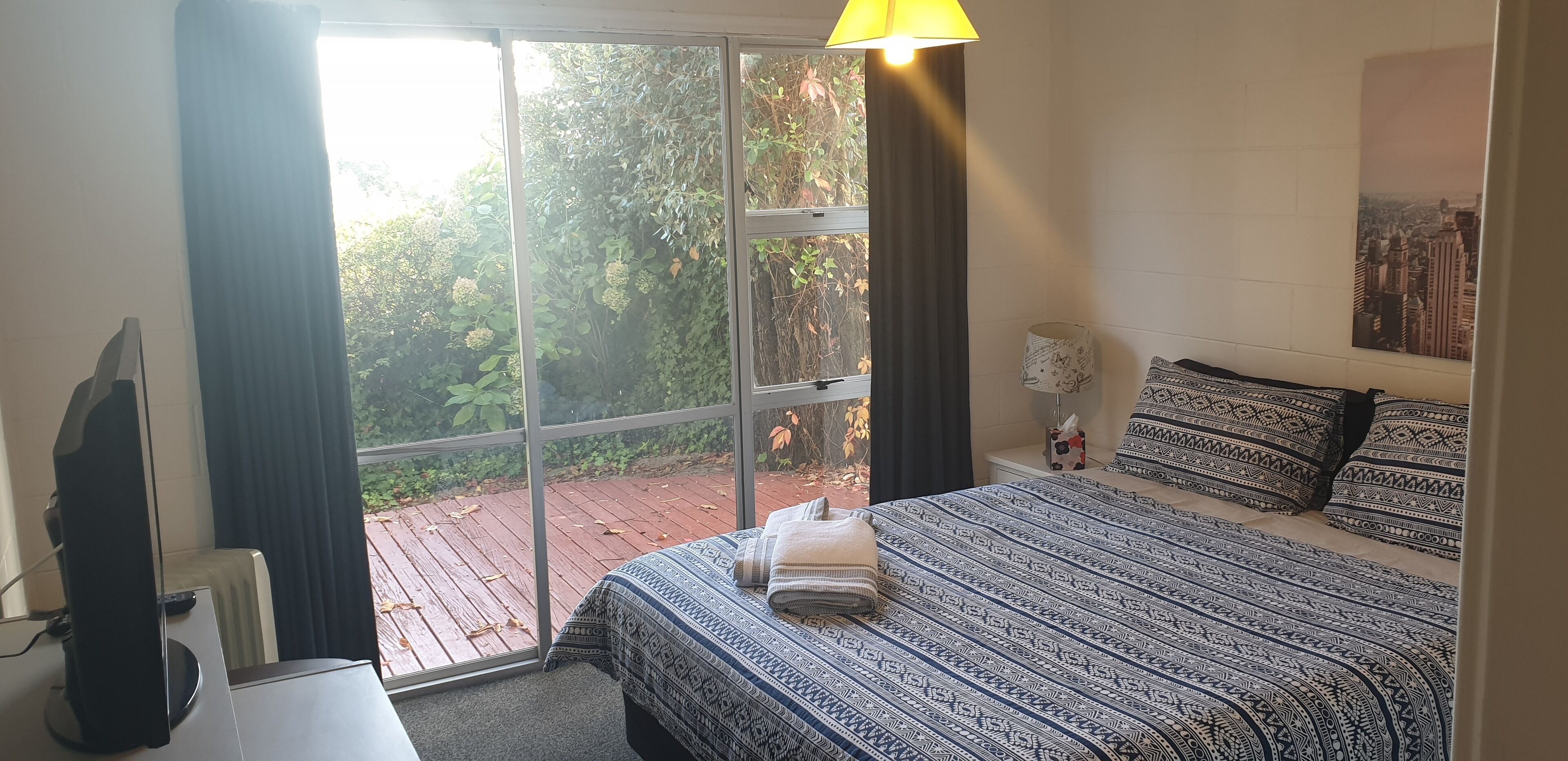 6 Schlafzimmer, Bügeleisen/Bügelbrett, kostenloses WLAN