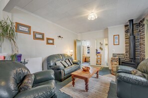 Interior - Ezy Walk - Blenheim Holiday Home (Blenheim)