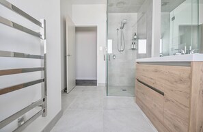 Een douche, een haardroger
