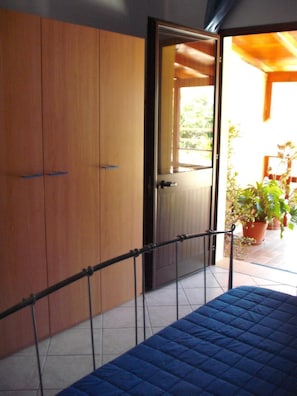 Desk, free cribs/infant beds, rollaway beds, free WiFi - Domu de Palla (Bauladu)