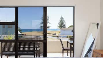 5 habitaciones, tabla de planchar con plancha, wifi y ropa de cama