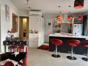 Dining - Rooftop garden, Lakeview, 5 mins walk to town (Queenstown Hill)