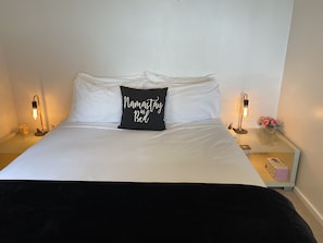 3 bedrooms, soundproofing, iron/ironing board, free WiFi
