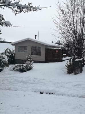 Exterior - The Willow - Hanmer Springs Holiday Home (Hanmer Springs)