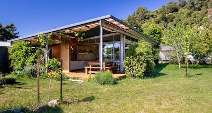 Marahau Magic - Marahau Bach