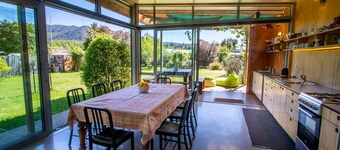 Marahau Magic - Marahau Bach