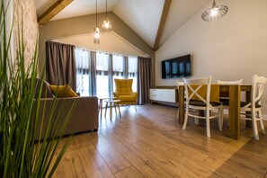 Deluxe Apartment | Living room