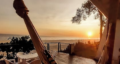 Wonderful home, walk in the sand !!!