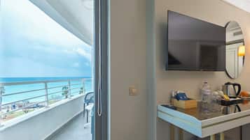 Deluxe Room with Side Sea View | View from room