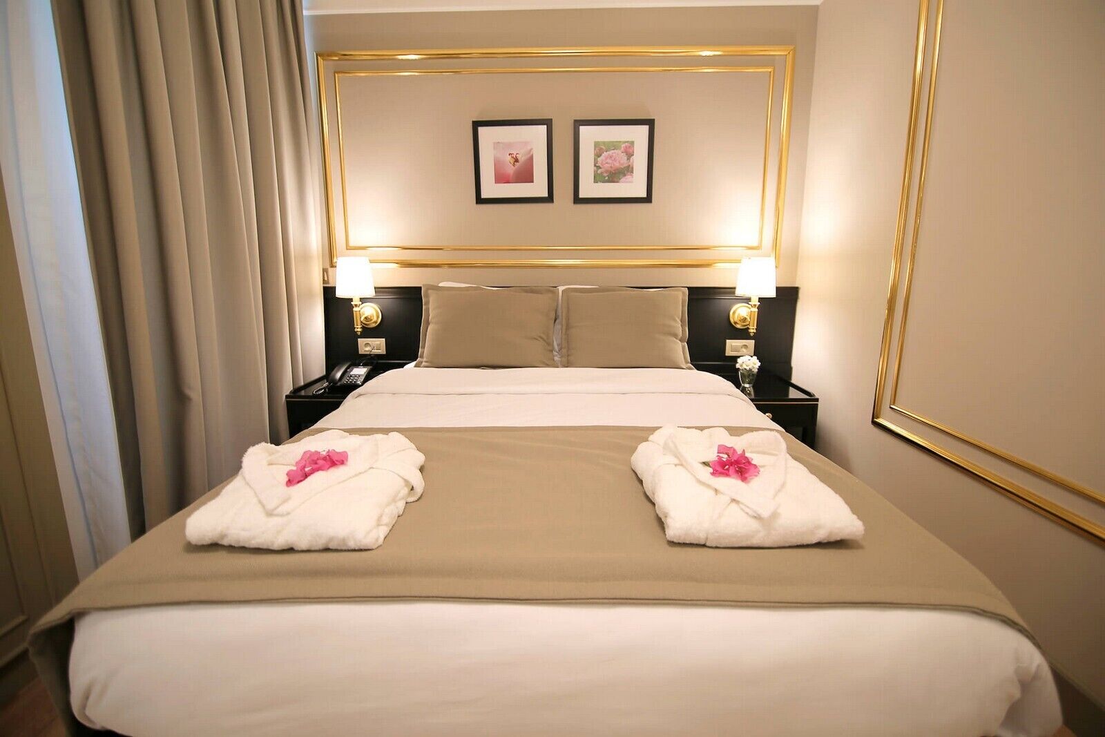 deluxe room with land view | 1 bedroom, hypo-allergenic bedding, minibar, in-room safe