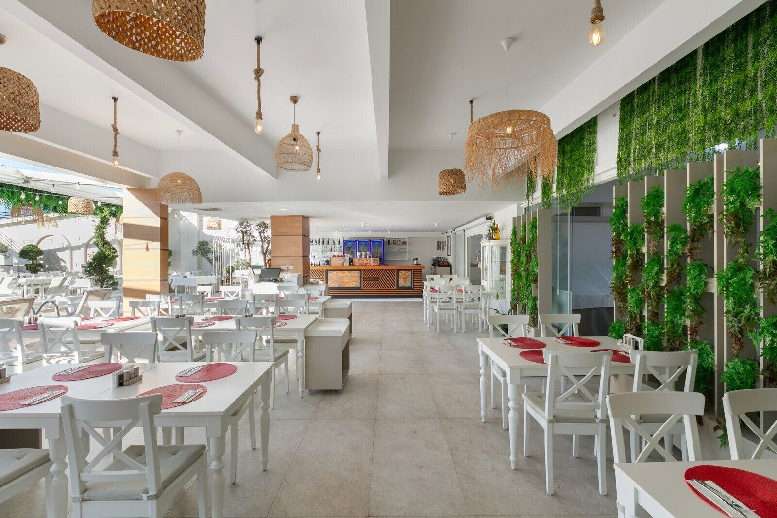 Photo - Reo Hotel