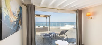 Reo Hotel