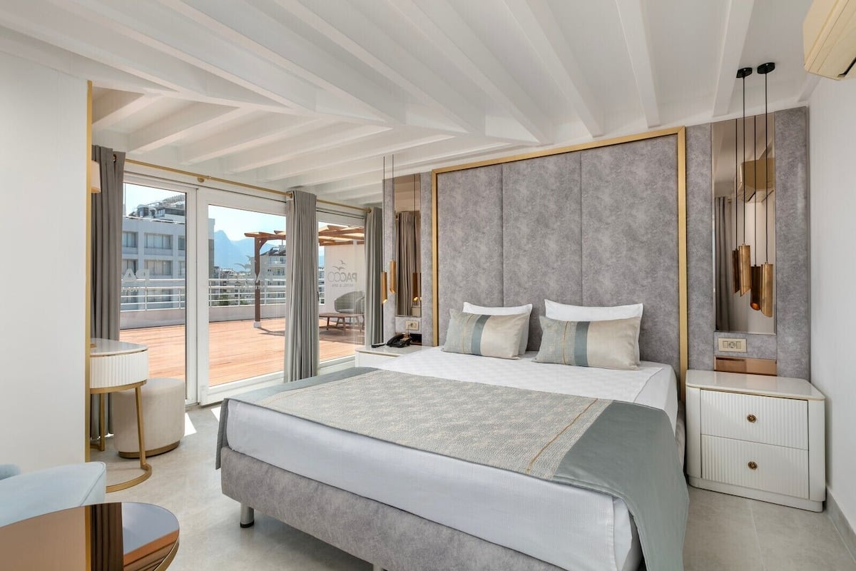 mediterranean suite with panoramic terrace | 1 bedroom, hypo-allergenic bedding, minibar, in-room safe