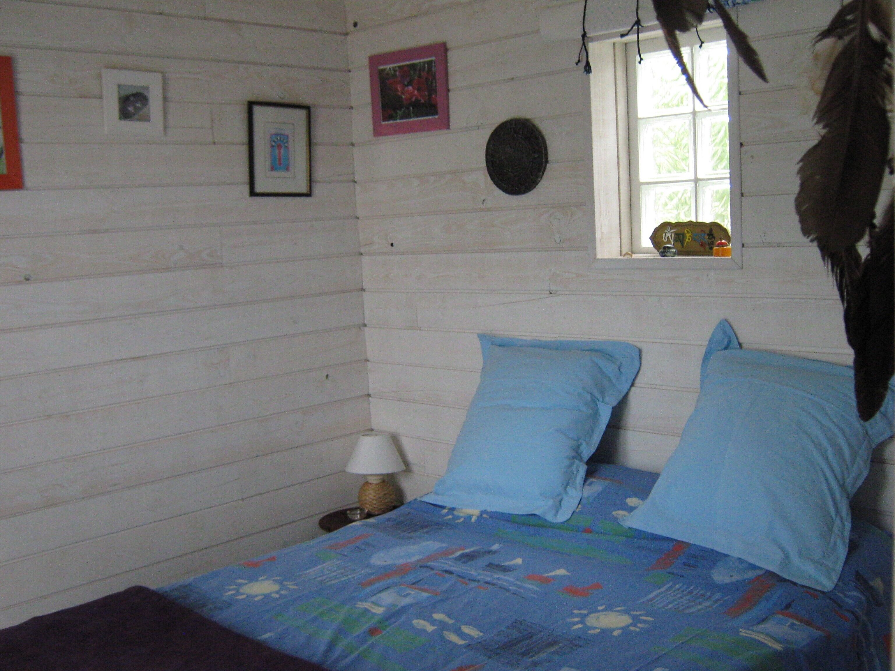 1 soverom, strykejern/-brett, wi-fi (inkludert) og sengetøy