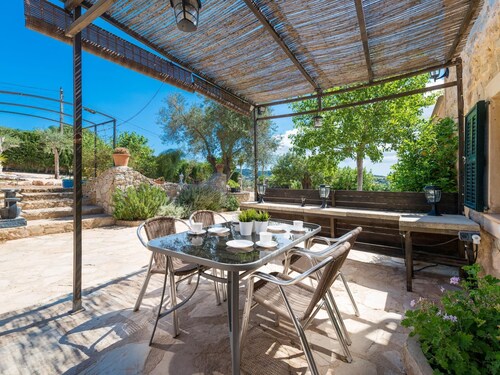 La Cigarra Can Carrasco: Rustic Charm in Son Macià