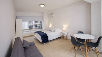 Premium Apartment | Down duvets, individually decorated, individually furnished