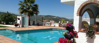  1 bedroom self catering NEW PRIVATE ROOF TERRACE
