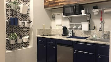 Réfrigérateur, micro-ondes