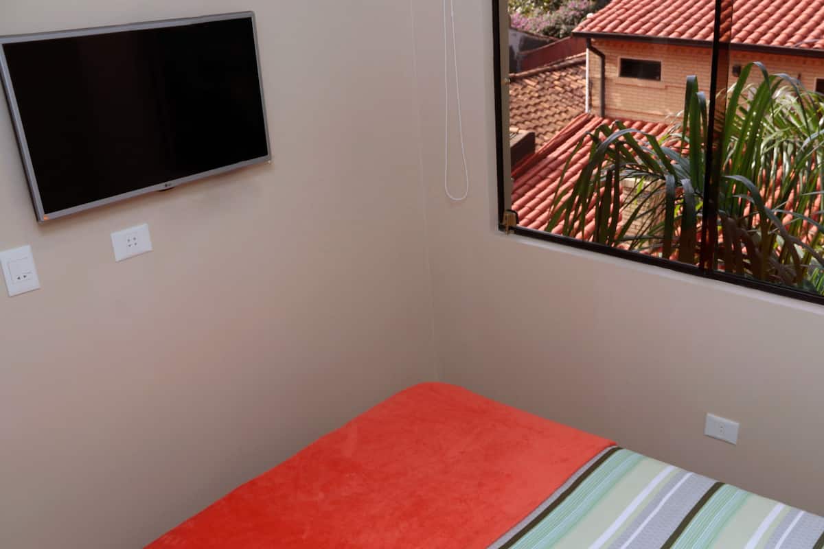 Standard Room | Premium bedding, down comforters, pillowtop beds, minibar