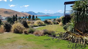 Unclassified image, 3 of 26, button - Lakeview Cottage (Lake Tekapo)