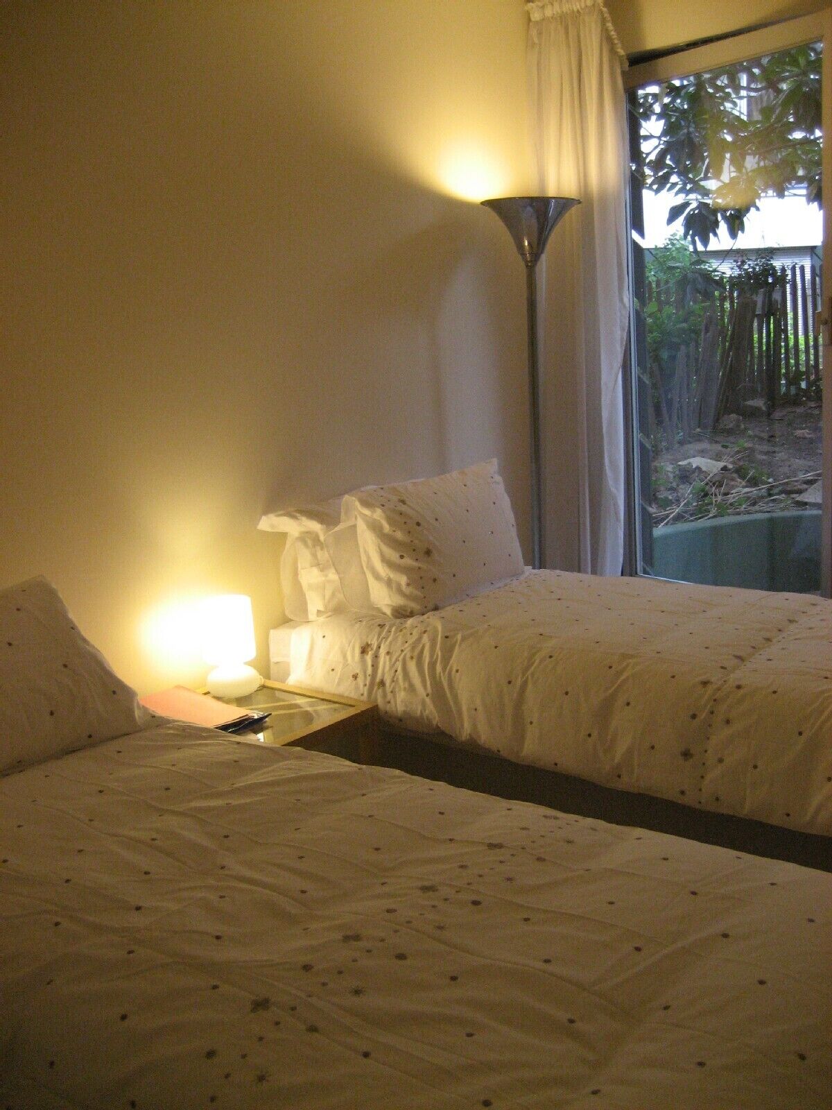 2 chambres, fer et planche à repasser, Wi-Fi gratuit, draps fournis