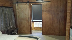 Chalet | 1 bedroom, iron/ironing board, cribs (free), WiFi (free) - Sunset Chalet (Lake Tekapo)