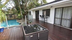 Deluxe House, 4 Bedrooms, 2 Bathrooms, Pool View | Terrace/patio - Private Paradise Minutes from the Beach (Sunshine Beach)