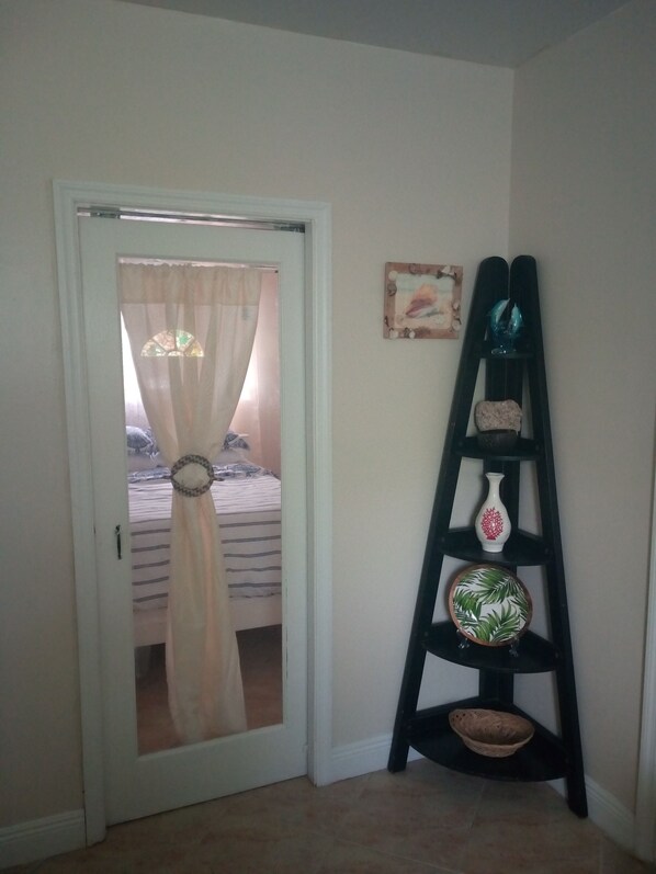1 bedroom, in-room safe, iron/ironing board, free WiFi