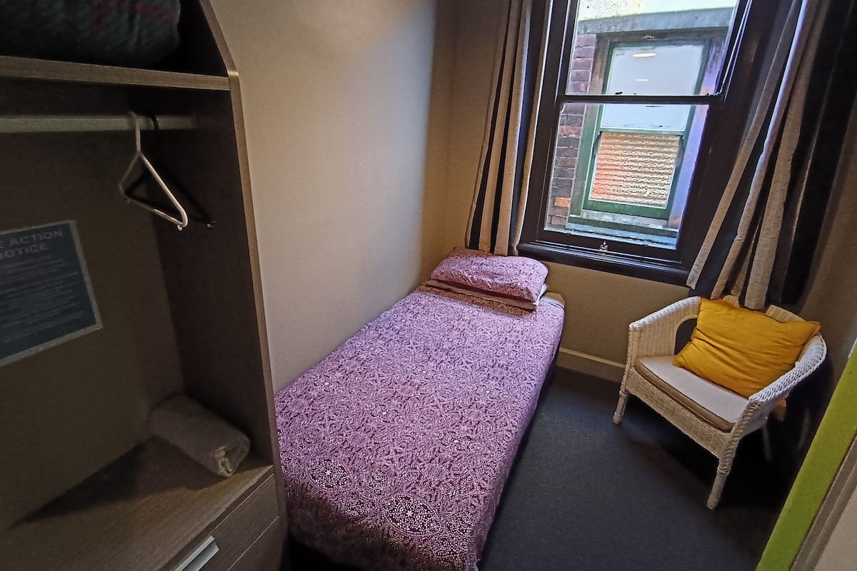 Ropa de cama de alta calidad, wifi gratis y ropa de cama