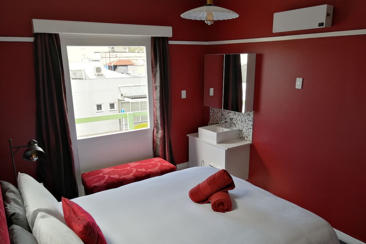 Premium bedding, free WiFi, bed sheets