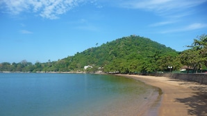 Beach nearby - Arun Rass Guesthouse (Kep)