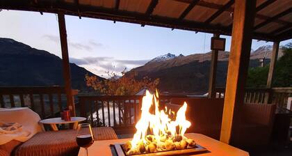 Ardmay Chalet, Arrochar, stunning lochside location Free Kayaks and SUPS