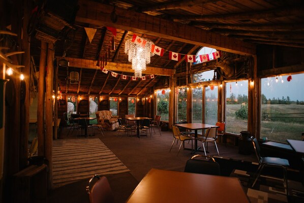 Interior - Character farmhouse set in beautiful countryside (Hepburn)