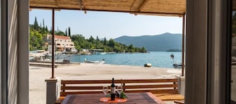 Holiday Home Anima Maris- Duplex Two Bedroom Holiday Home with Terrace and Sea View