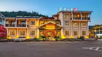 Fachada de la propiedad