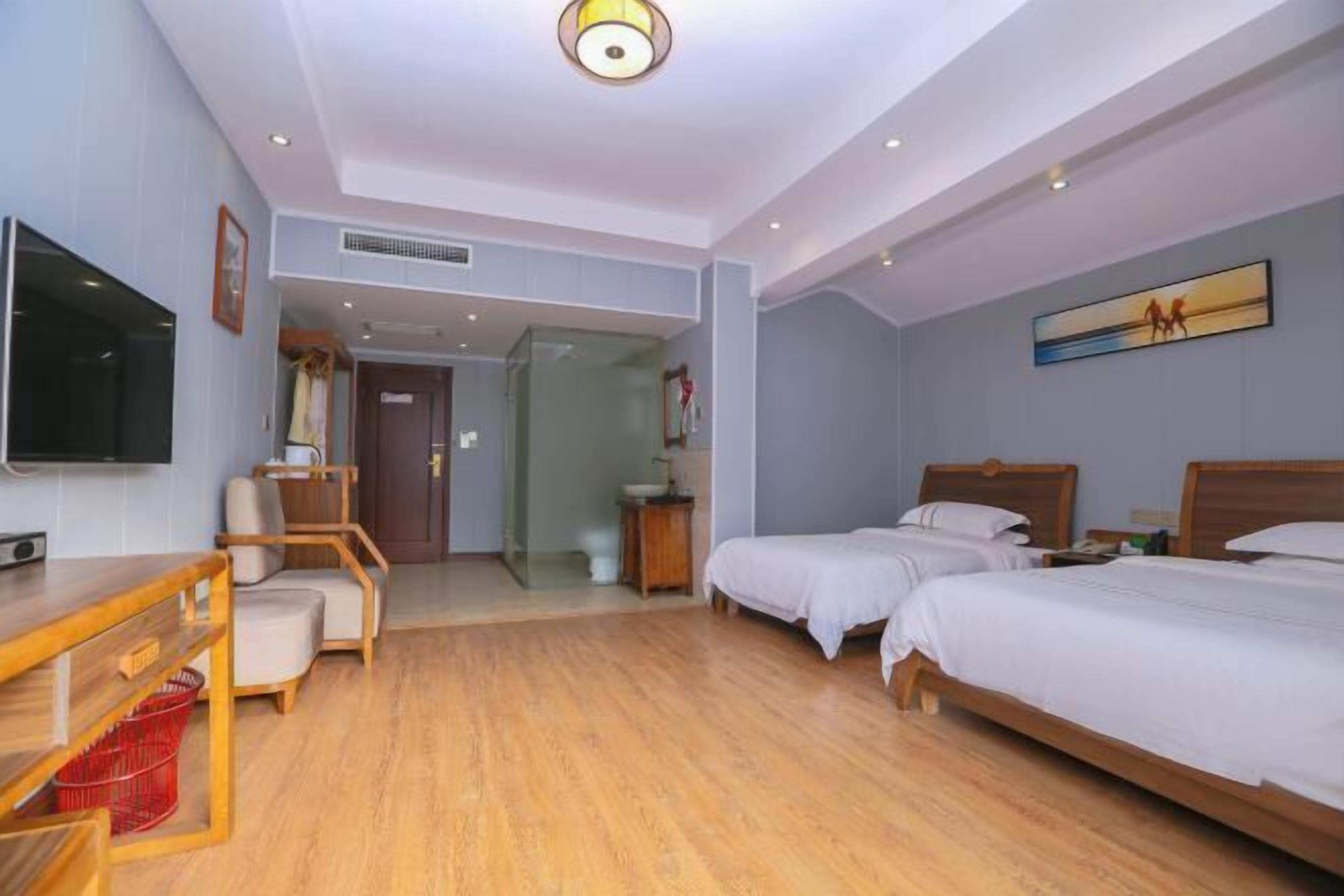 In-room safe, soundproofing, free WiFi