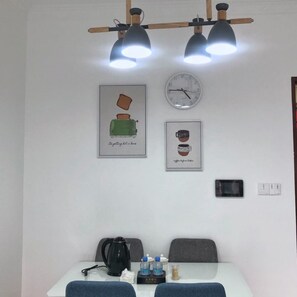 Signature-Apartment | Schreibtisch, Verdunkelungsvorhänge, kostenloses WLAN