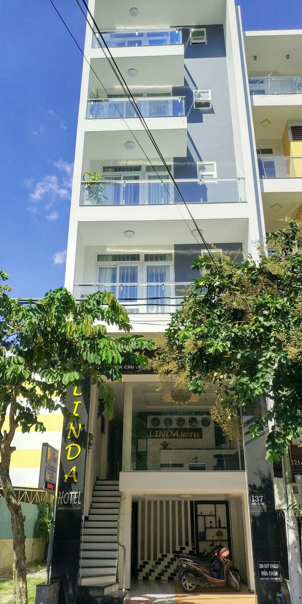 Front of property - LINDA HOTEL (Ho Chi Minh City)