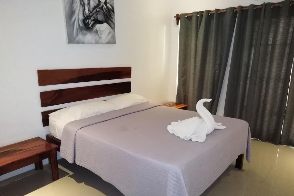 Apartment, 2 Bedrooms, Sea View | Blackout drapes, soundproofing, bed sheets