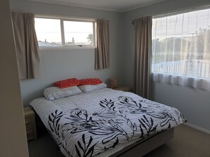 4 bedrooms, free WiFi